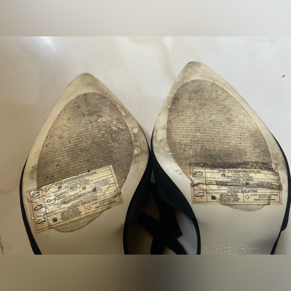 Forever 21 Faux Suede Heels - Picture 5 of 7